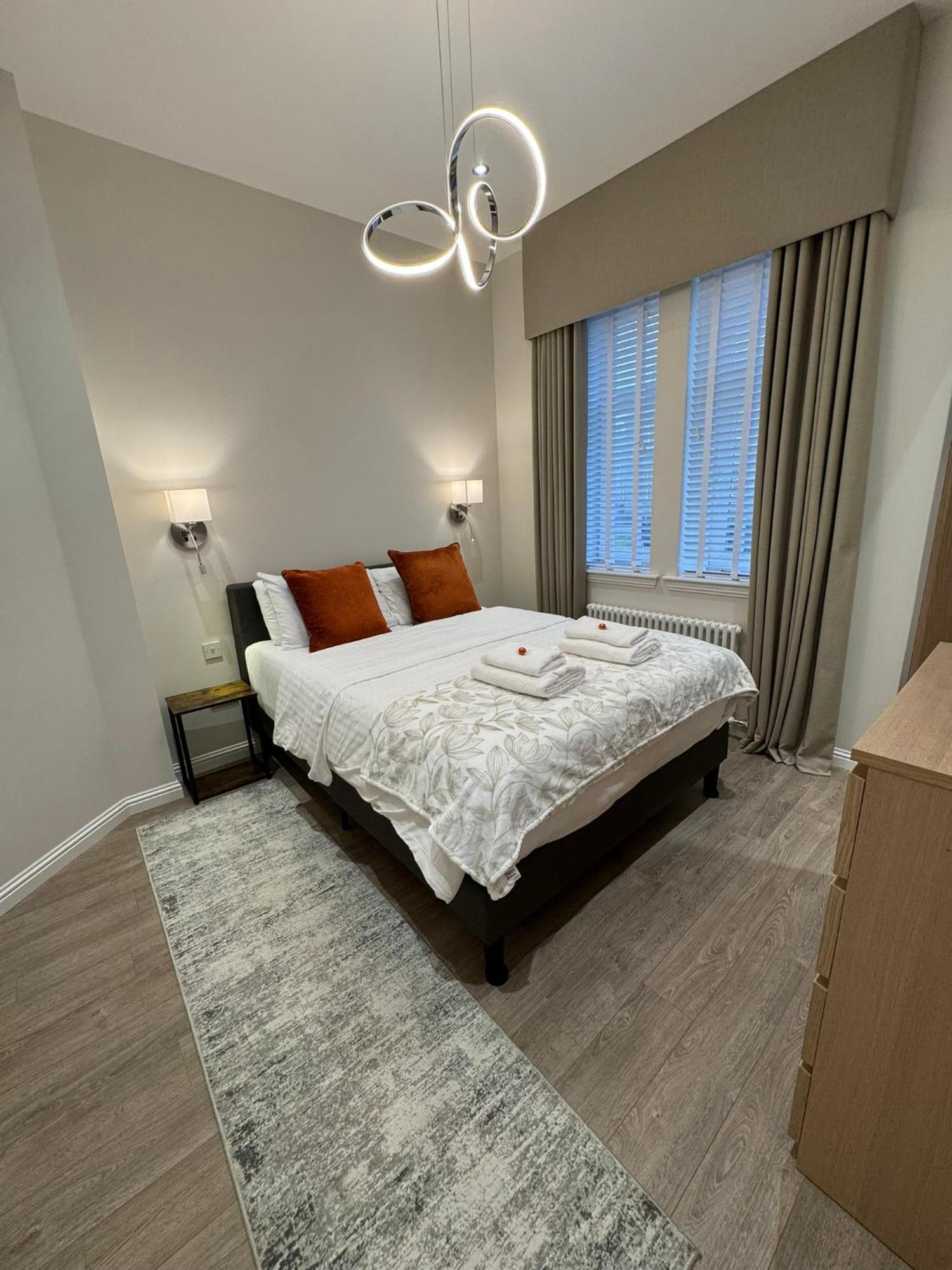Luxury 2 Bedroom Apartment West Calder